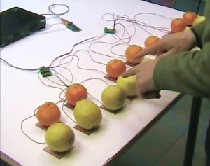 Theremino Capacitive Keys - Lemons Piano